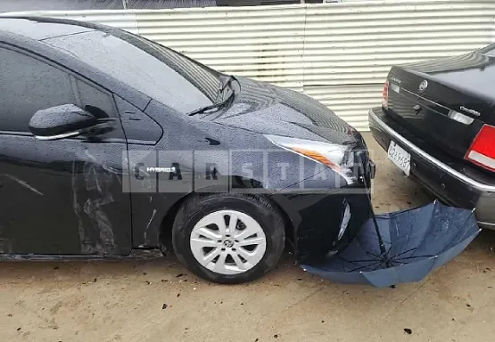 Photo 2 of 26: 2017 Toyota Prius — Korean insurance auction