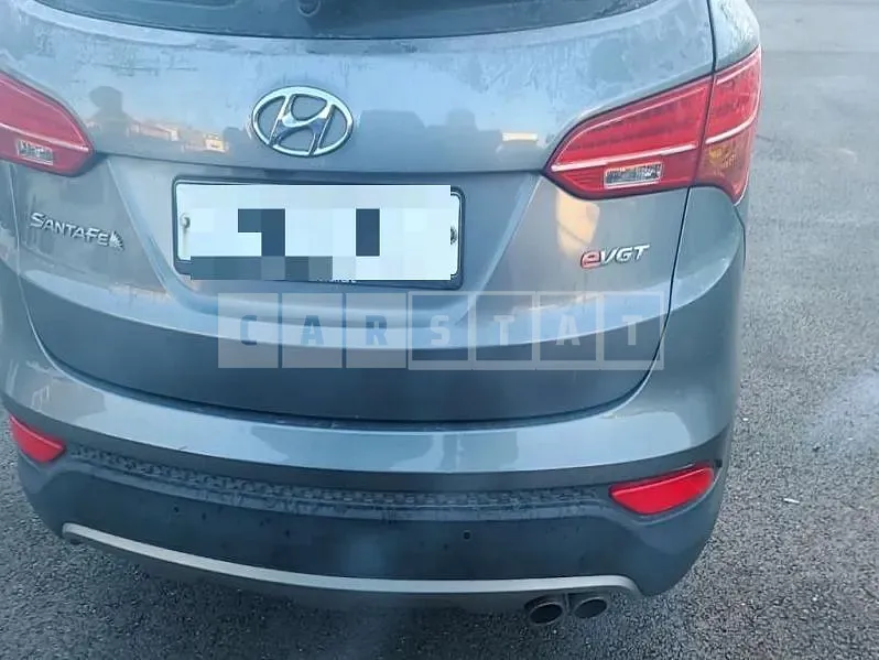 Photo 2 of 21: 2014 Hyundai Santa Fe DM — Korean insurance auction