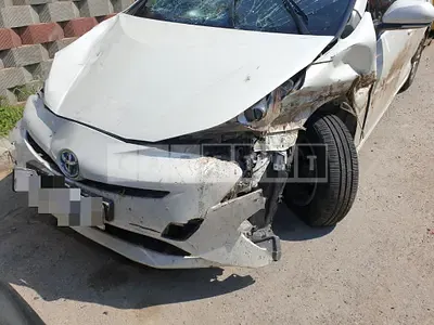 Photo 1 of 4: 2017 Toyota Prius, VIN JTDKBRFU4H3570059 — Korean insurance auction