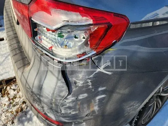 Photo 2 of 32: 2018 BMW 520i, VIN WBAJK7103JBH23479 — Korean insurance auction