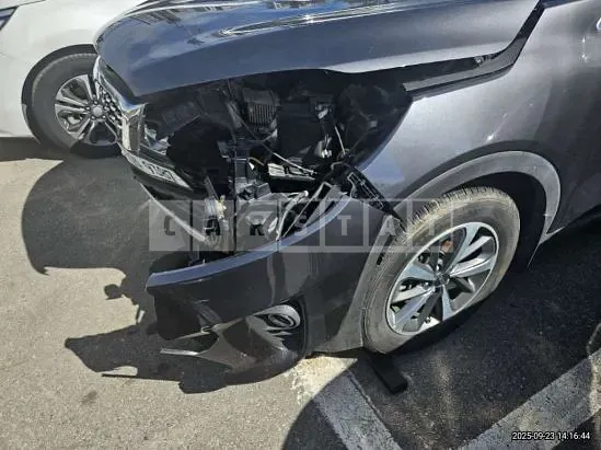 Photo 2 of 14: 2018 Kia Sorento — Korean insurance auction