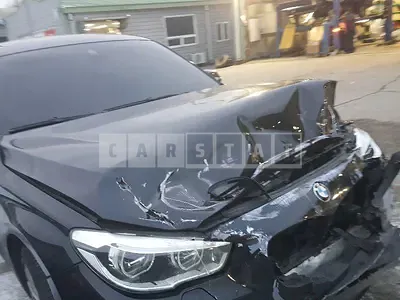 Photo 1 of 18: 2015 BMW Gran Turismo EfficientDynamics E — Korean insurance auction