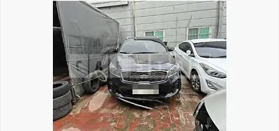 Photo 1 of 17: 2018 Kia Sorento — Korean insurance auction