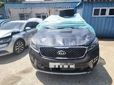Photo 1 of 15: 2017 Kia Sorento — Korean insurance auction
