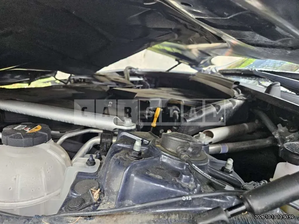 Photo 2 of 21: 2024 Genesis GV70 — Korean insurance auction