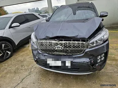 Photo 1 of 6: 2016 Kia Sorento — Korean insurance auction