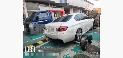 Photo 1 of 30: 2016 BMW 520d xDrive — Korean insurance auction