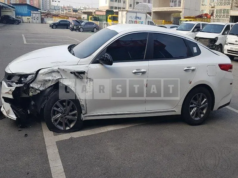 Photo 2 of 15: 2019 Kia K5 2.0 (LPI), VIN KNAGS416BKA314252 — Korean insurance auction