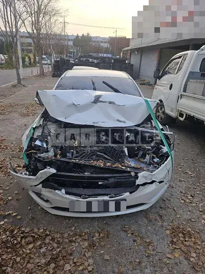 Photo 1 of 13: 2015 Kia Kz — Korean insurance auction