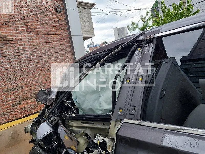Photo 2 of 21: 2021 Hyundai Santa Fe, VIN KMHS281HGMU384949 — Korean insurance auction