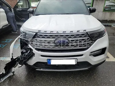 2023 Ford /Explorer 2.3L