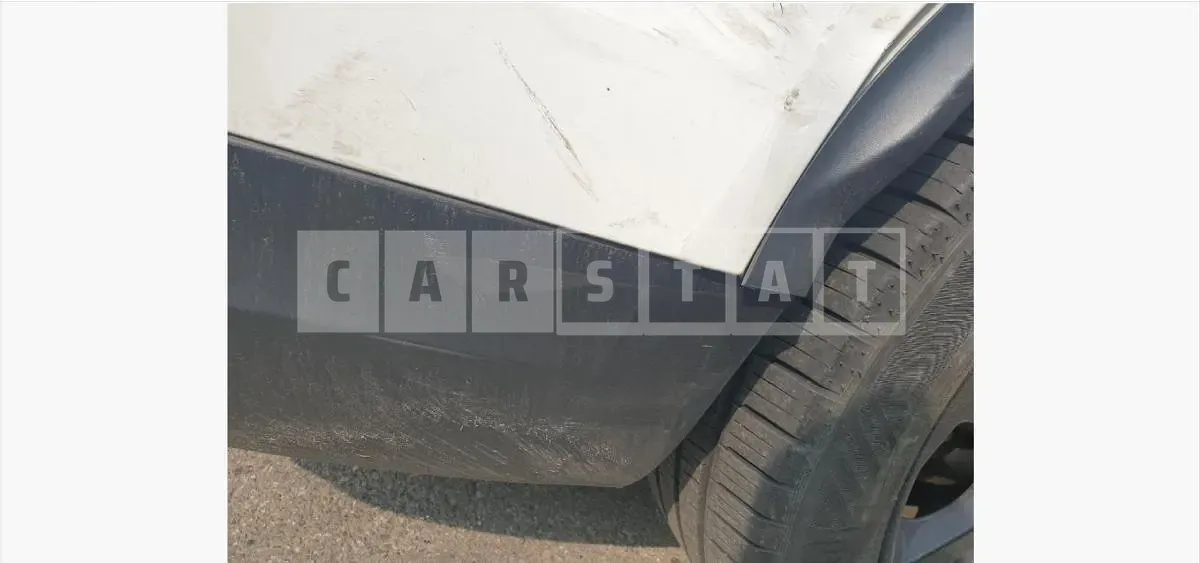 Photo 2 of 12: 2018 Land Rover Discovery TD6 — Korean insurance auction