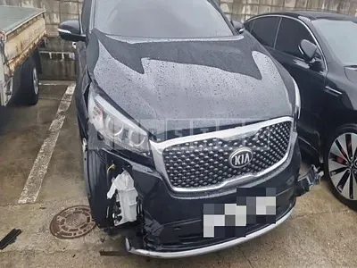 Photo 1 of 18: 2015 Kia Sorento 2.0 — Korean insurance auction