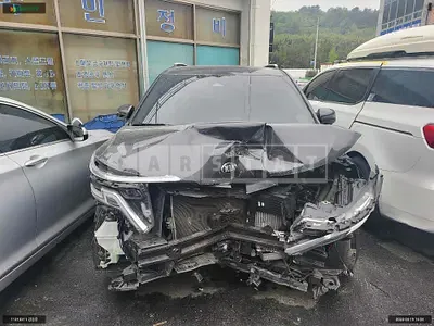 Photo 1 of 14: 2020 Kia Carnival, VIN KNANE81BBMS026380 — Korean insurance auction
