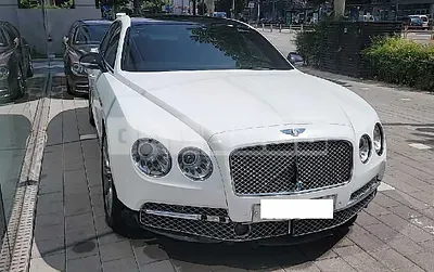 Photo 1 of 9: 2016 Bentley Flying Spur, VIN SCBEL53W1GC055790 — Korean insurance auction
