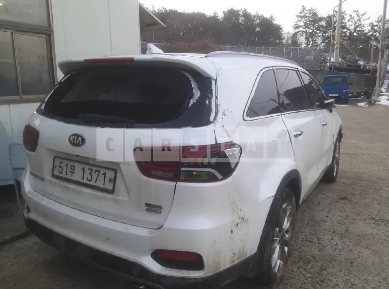Photo 2 of 17: 2019 Kia Sorento, VIN KNAPH81BDKA479311 — Korean insurance auction