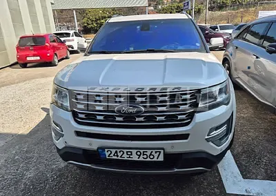 Photo 1 of 8: 2016 Ford Explorer — Korean insurance auction