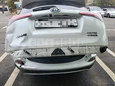Photo 1 of 5: 2018 Toyota Love 4 Hybrid — Korean insurance auction