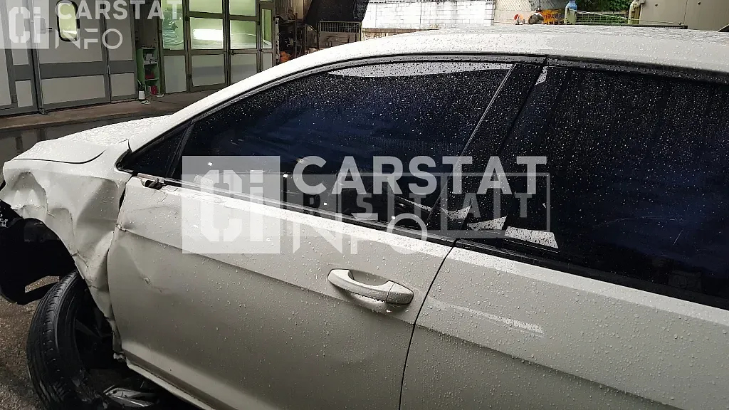 Photo 2 of 10: 2015 Volkswagen Golf 1.6 TDI BMT — Korean insurance auction