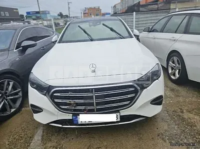 Photo 1 of 25: 2025 Mercedes-Benz E 300 4Matic — Korean insurance auction