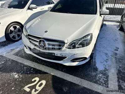Photo 1 of 25: 2015 Mercedes-Benz E220 CDI — Korean insurance auction