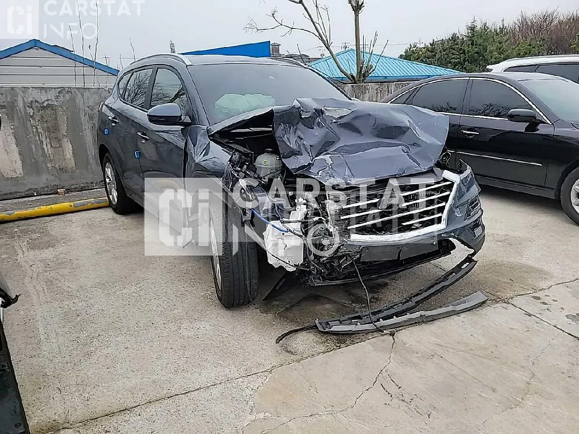 Photo 2 of 9: 2019 Hyundai Tucson, VIN KMHJ3812GLU176039 — Korean insurance auction