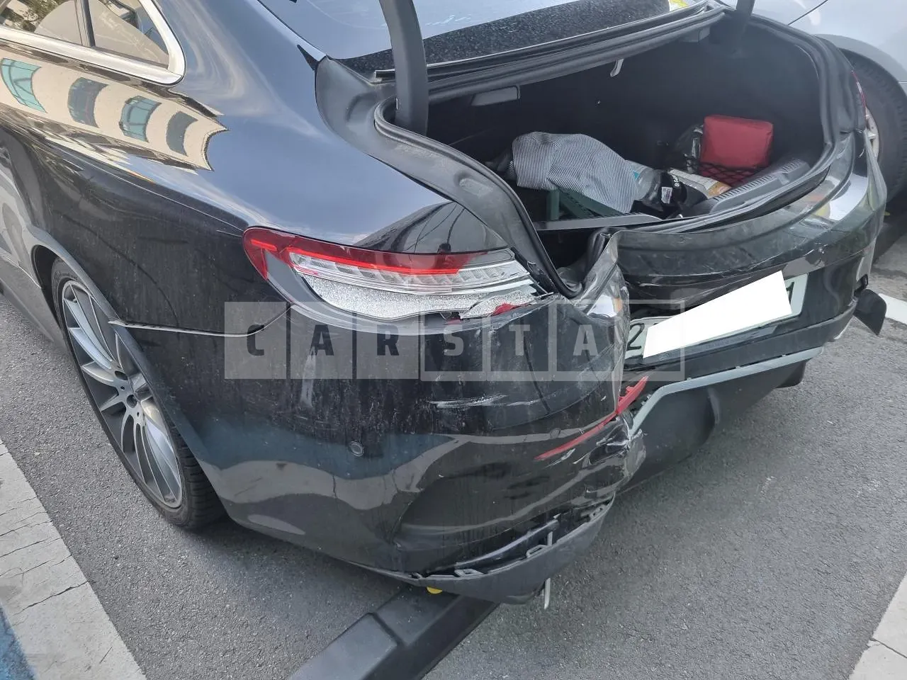 Photo 2 of 21: 2017 Mercedes-Benz E400 4Matic Coupe, VIN WDD1J6GB5HF013322 — Korean insurance auction