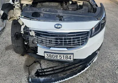 Photo 1 of 18: 2016 Kia Carnival, VIN KNAMB81ABGS093860 — Korean insurance auction