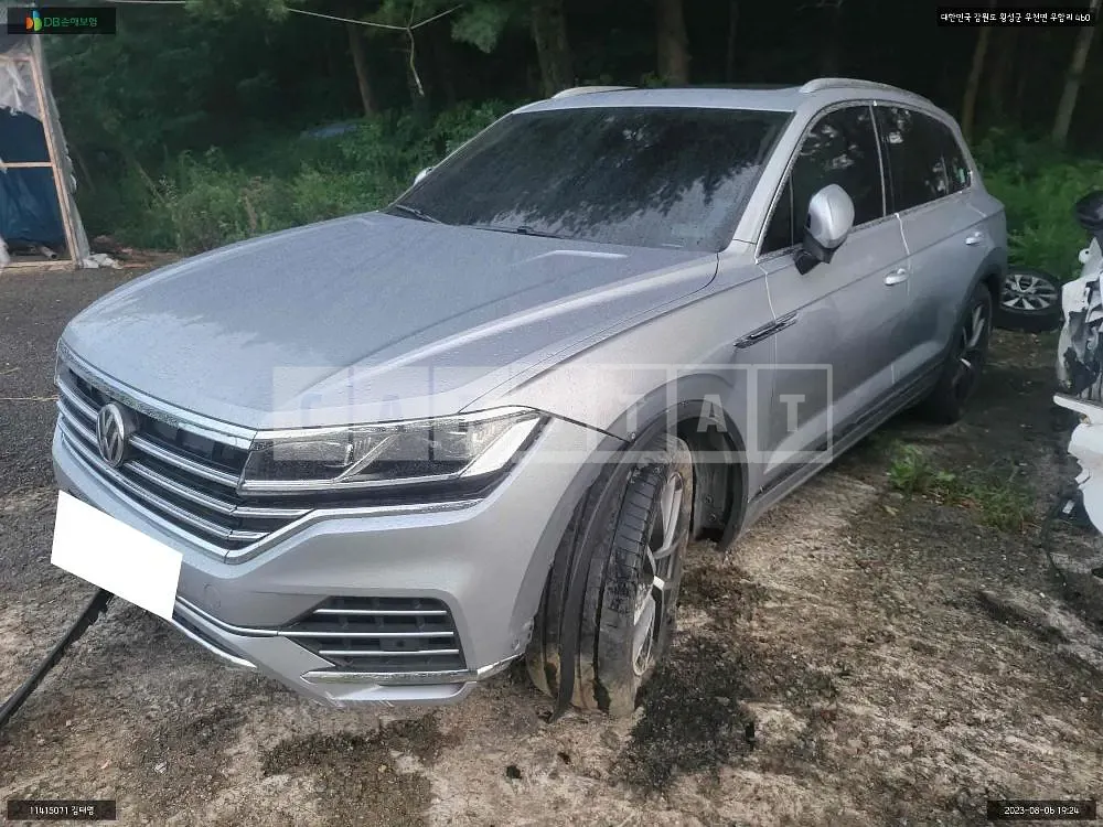 Photo 2 of 16: 2020 Volkswagen Touareg 3.0 TDI Prestige, VIN WVGZZZCRZLD028279 — Korean insurance auction