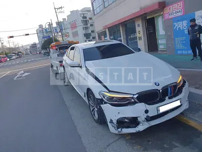 Photo 1 of 6: 2017 BMW 530i, VIN KL90A3ABGHBZ00001 — Korean insurance auction