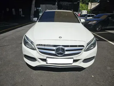 Photo 1 of 16: 2015 Mercedes-Benz C220 d 4Matic, VIN WDDWF0FB2GF244084 — Korean insurance auction
