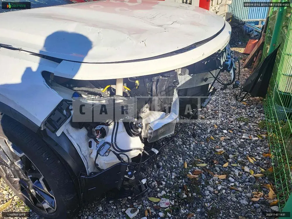 Photo 2 of 14: 2023 Kia Sorento /Sorrento, VIN KNARJ81FHPA210454 — Korean insurance auction