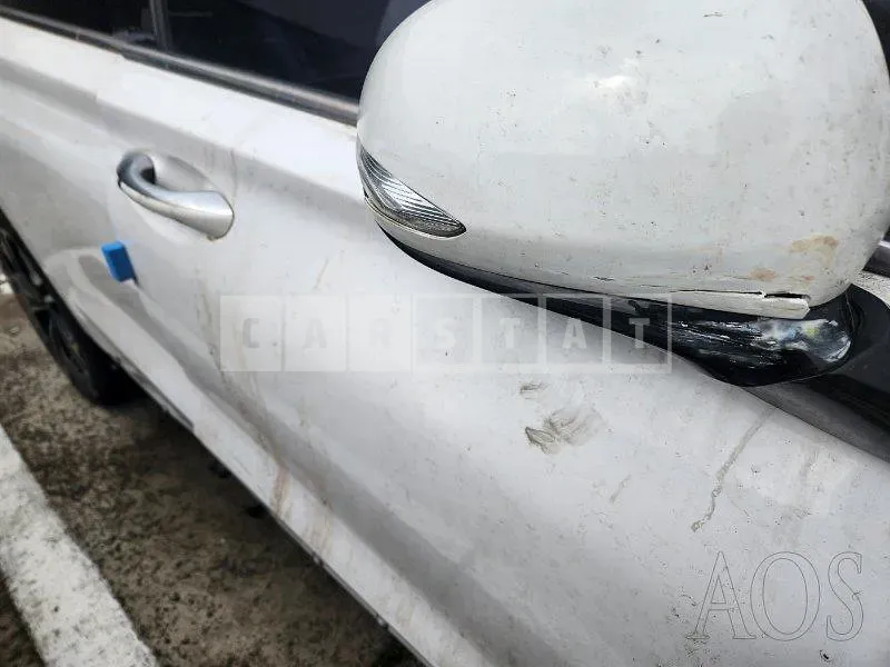 Photo 2 of 11: 2020 Hyundai Santa Fe, VIN KMHS381BBLU223337 — Korean insurance auction