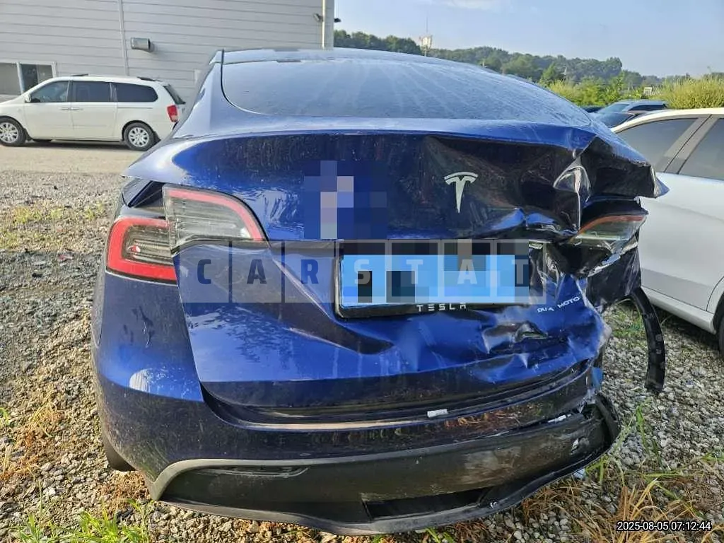 Photo 2 of 16: 2024 Tesla Model Y Long Range — Korean insurance auction