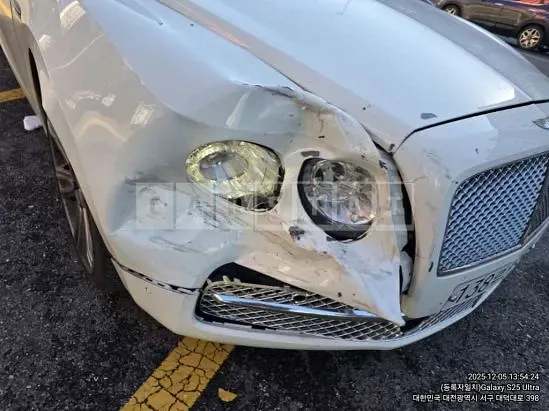Photo 2 of 10: 2015 Bentley Flyingspur V8, VIN SCBET53W1FC046358 — Korean insurance auction