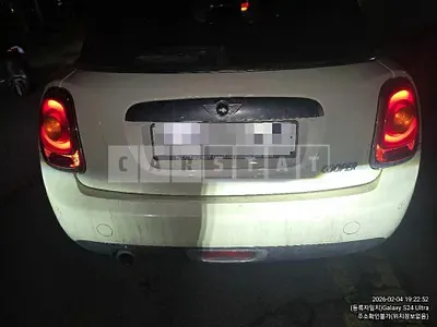 Photo 1 of 10: 2015 MINI Cooper Five-Door — Korean insurance auction