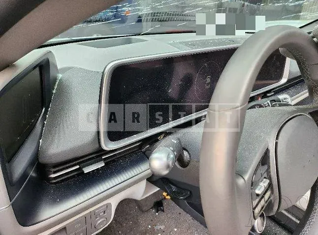 Photo 2 of 18: 2022 Hyundai IONIQ 6 AWD, VIN KMHM541CPPA004729 — Korean insurance auction
