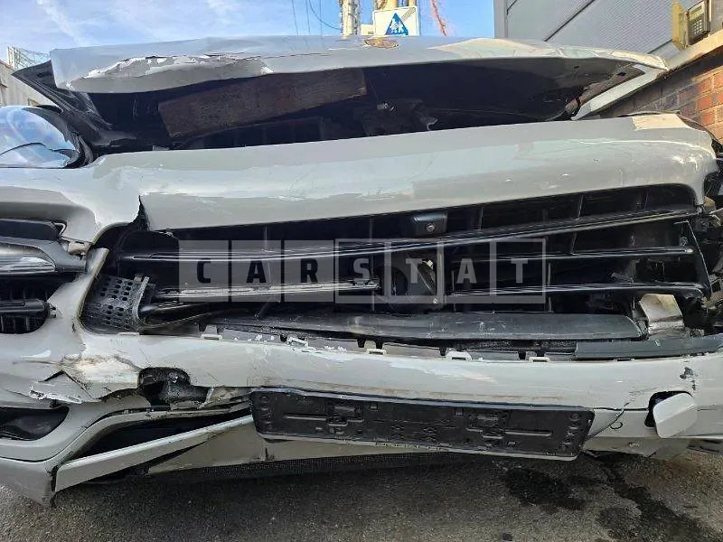 Photo 2 of 40: 2020 Porsche Cayenne Coupe (5-Seater), VIN WP1BA29Y1MDA61493 — Korean insurance auction