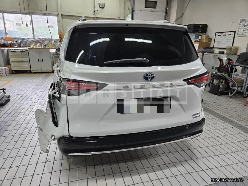 Photo 2 of 21: 2023 Toyota Cinema Hybrid 2WD — Korean insurance auction