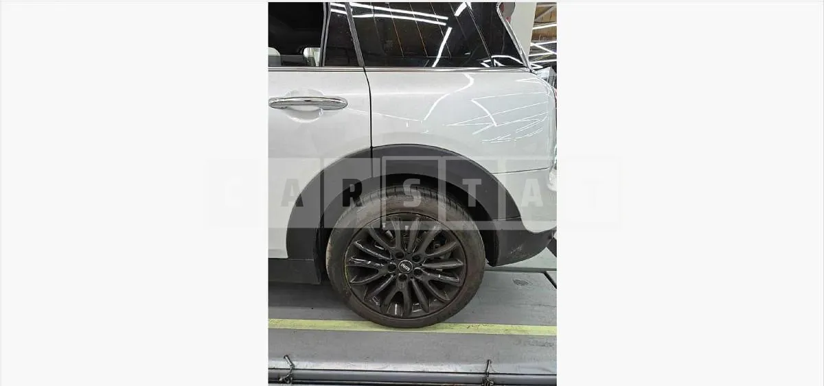 Photo 2 of 53: 2023 MINI Cooper Clubman — Korean insurance auction