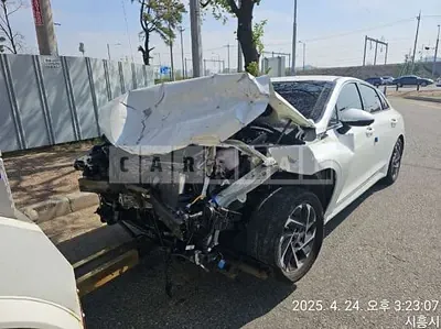 Photo 1 of 30: 2024 Kia K5 — Korean insurance auction