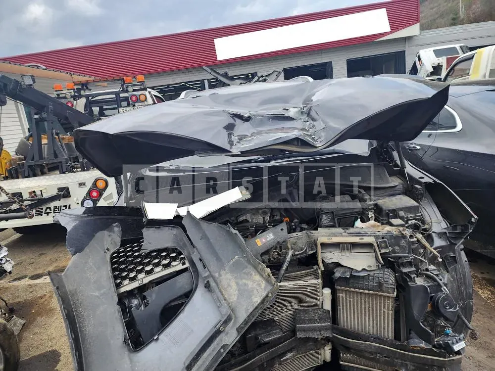 Photo 2 of 14: 2017 Kia Sorento /Sorrento, VIN KNAPS81ABHA376524 — Korean insurance auction