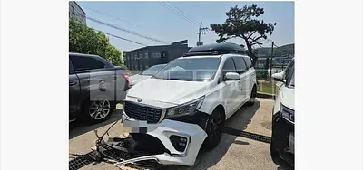 Photo 1 of 26: 2019 Kia Carnival Limousine — Korean insurance auction