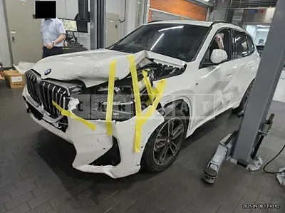 2025 BMW X1 xDrive 20i