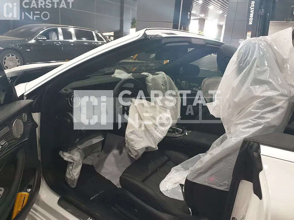 Photo 2 of 5: 2022 Mercedes-Benz E450 4Matic, VIN W1K1K5KBXNF177465 — Korean insurance auction