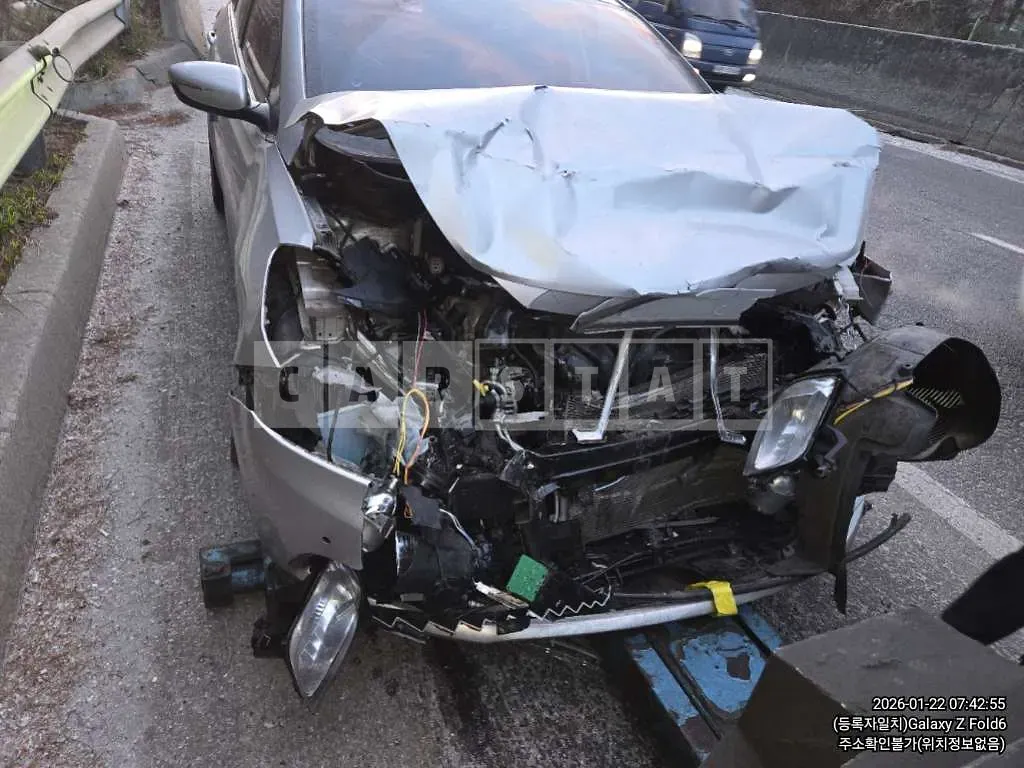 Photo 2 of 7: 2015 Kia Kz — Korean insurance auction