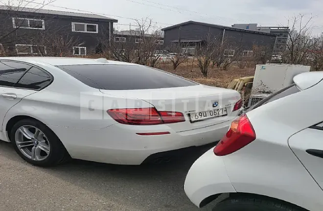 Photo 2 of 7: 2016 BMW 520d xDrive, VIN WBA5E7102GG159339 — Korean insurance auction