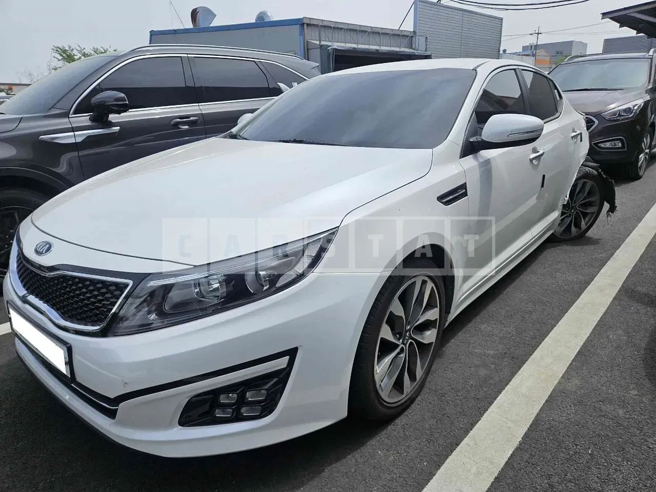 Photo 2 of 7: 2015 Kia K5, VIN KNAGM419BFA589916 — Korean insurance auction