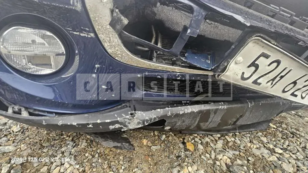 Photo 2 of 14: 2018 MINI Cooper — Korean insurance auction