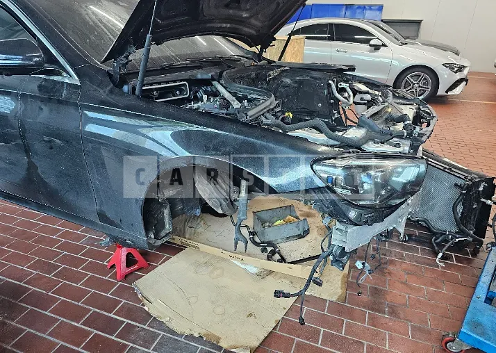 Photo 2 of 23: 2021 Mercedes-Benz E350 4Matic, VIN W1KZF8GB8MA989683 — Korean insurance auction